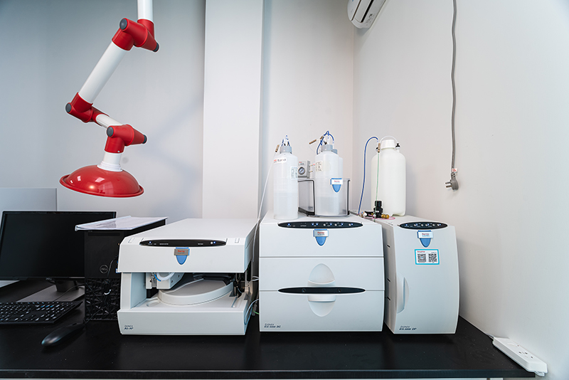 DSC02723 离子色谱仪